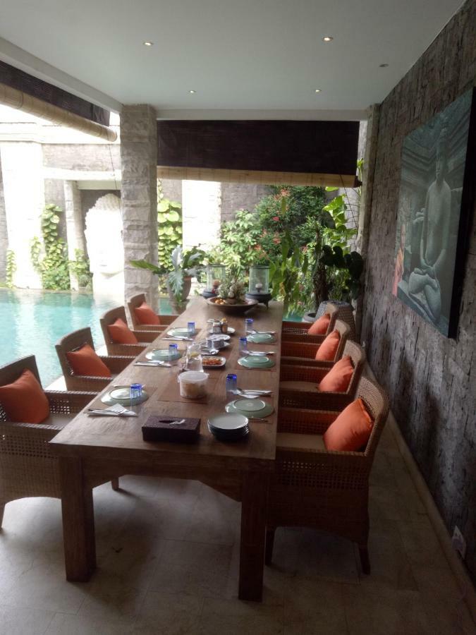 Puri Ratu Jimbaran Villa Exterior photo
